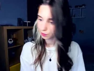 misschaotic_ — Goal: massage my sweet tits <3 Hey, my name is Shelley #18 #shy #new #cute #teen [22 tokens remaining]