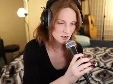 Check-out our online cams range and interact on a personal level with our sweet girls streamers, showing off their voluptuous shapes and toys.