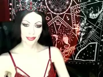 Check-out our online cams range and interact on a personal level with our sweet girls streamers, showing off their voluptuous shapes and toys.