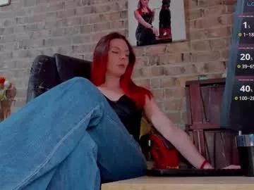 Check-out our online cams range and interact on a personal level with our sweet girls streamers, showing off their voluptuous shapes and toys.