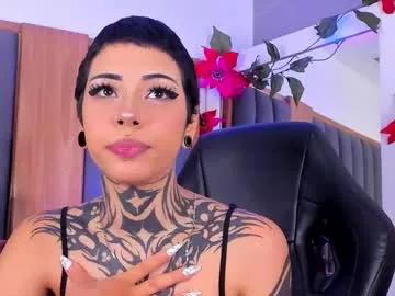 Check-out our online cams range and interact on a personal level with our sweet girls streamers, showing off their voluptuous shapes and toys.