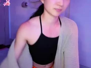 Check-out our online cams range and interact on a personal level with our sweet girls streamers, showing off their voluptuous shapes and toys.