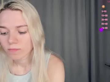 myviolet_rush — Olive here^^ GOAL: Make a playful hairstyle #18 #muscle #skinny #new #smalltits [211 tokens remaining]