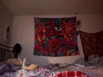 nellbee — Hi :)  Let chat !  #hornygamergirl #shybutfreaky #curvy #squirter #stoner