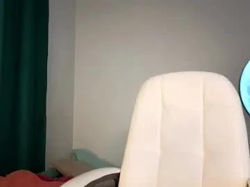 oliver_starboy — GOAL: Suck a dildo 5 minutes  [0 tokens remaining] Welcome to my room! #gay #cum #feet #18 #bigcock