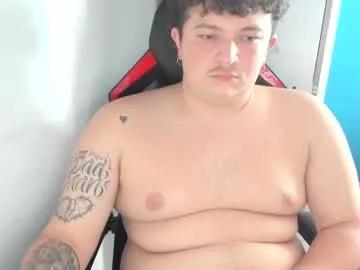 onewhiteboichub from Chaturbate is Freechat
