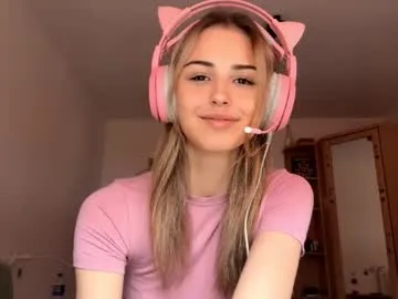 ozellagranville — Goal : Running my finger over face with a sexy look  <3 I'm Eva and you are welcome in my room!  #18 #new #shy #cute #natural [38 tokens remaining]