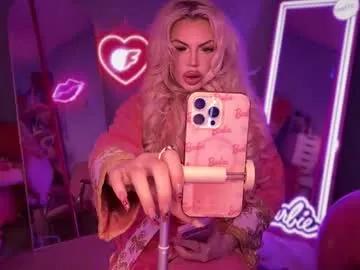 plasticfuckdoll — hush on #blonde #bimbo #bigass #bigtits #bdsm [2366 tokens remaining]