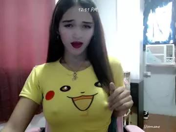 Check-out our online cams range and interact on a personal level with our sweet girls streamers, showing off their voluptuous shapes and toys.