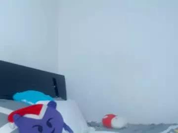 Check-out our online cams range and interact on a personal level with our sweet girls streamers, showing off their voluptuous shapes and toys.