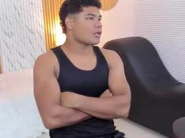 rob_jordan — MAKE ME CUM . #new #bigcock #Latino #cum #muscle [800 tokens remaining]