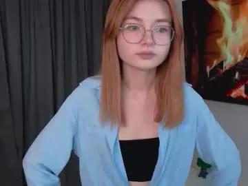 robert_richardss — GOAL: Show cute hair + eye contact [13 tokens remaining] Welcome to my room! #skinny #redhead #smalltits #18 #new