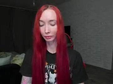 roxy_silver — doggy and spank [340 tokens left] #lovense #tease #fit #redhead #skinny