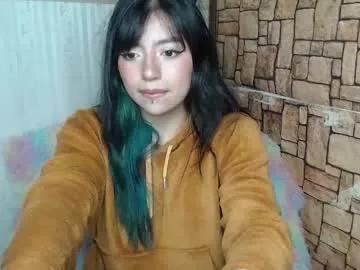 Check-out our online cams range and interact on a personal level with our sweet girls streamers, showing off their voluptuous shapes and toys.