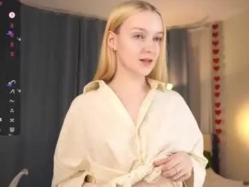 sebrinarainha — goal: Let's watch me suck four fingers at once!   ~   I turned 18 and have a little fun here! I'm Rina #new #18 #young #shy #lovense [25 tokens remaining]