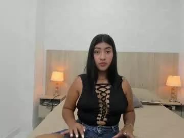 Check-out our online cams range and interact on a personal level with our sweet girls streamers, showing off their voluptuous shapes and toys.