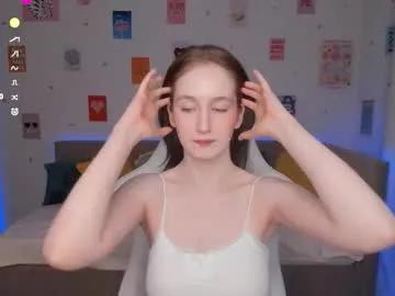 Check-out our online cams range and interact on a personal level with our sweet girls streamers, showing off their voluptuous shapes and toys.