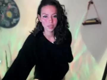 sweettianna — GOAL: oil and ice show on my beautiful body  [198 tokens remaining] Welcome to my room!  #smoke #oil #squirt #curvy #cum