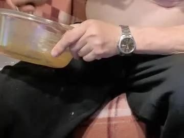 szaszinno6669068 — masturbate anal [60 tokens remaining]