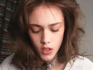 t_tragedienne — Goal: Take off my t-shirt - I'm Helena, a little #shy about my #smalltits becuse i'm #18 years old, #young #new girl here [228 tokens remaining]