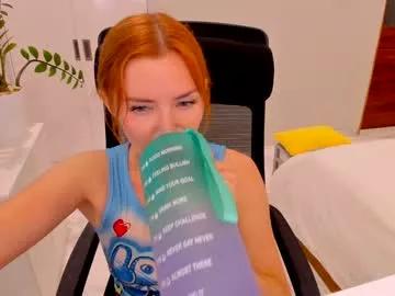 Check-out our online cams range and interact on a personal level with our sweet girls streamers, showing off their voluptuous shapes and toys.