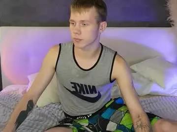 twelveeek — Hi all! Our privat is open, let's have fun - Goal: I dress bunnies ears [13 tokens left] #18 #new #bigcock #bigboobs #couple