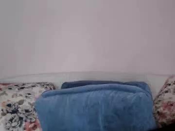 Check-out our online cams range and interact on a personal level with our sweet girls streamers, showing off their voluptuous shapes and toys.