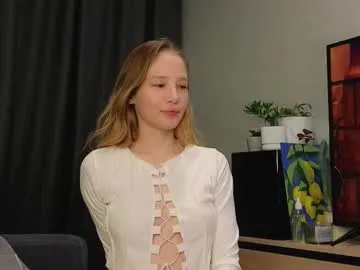 y0ur_sunshine__ — hey there! I'm new here ^_^ Lovense Domi on - Goal: Air kiss <3 [10 tokens left] #lovense  #18 #teen #valentinesday #new