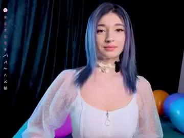 Check-out our online cams range and interact on a personal level with our sweet girls streamers, showing off their voluptuous shapes and toys.