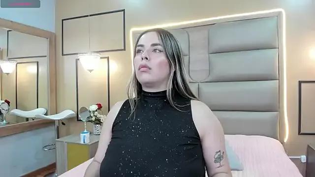 _sara_thompson from StripChat is Freechat