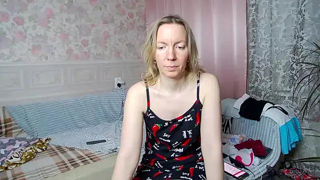 AmandaLisss from StripChat is Freechat