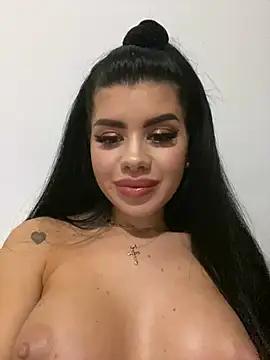 Check-out our online cams range and interact on a personal level with our sweet girls streamers, showing off their voluptuous shapes and toys.
