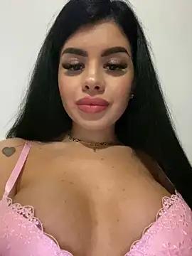Check-out our online cams range and interact on a personal level with our sweet girls streamers, showing off their voluptuous shapes and toys.