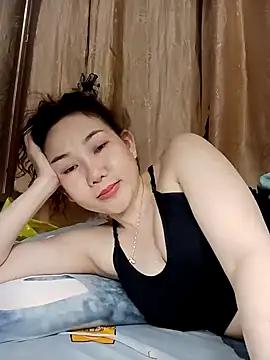 Check-out our online cams range and interact on a personal level with our sweet girls streamers, showing off their voluptuous shapes and toys.