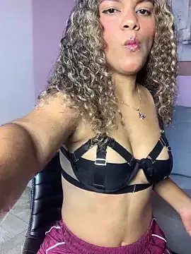 AngelPinkk_ — IM PLAYING WITH MY CREAM FOR YOU