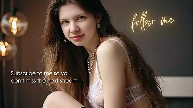 Check-out our online cams range and interact on a personal level with our sweet girls streamers, showing off their voluptuous shapes and toys.