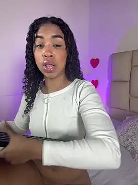 Check-out our online cams range and interact on a personal level with our sweet girls streamers, showing off their voluptuous shapes and toys.