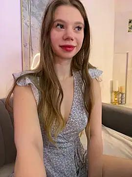 Check-out our online cams range and interact on a personal level with our sweet girls streamers, showing off their voluptuous shapes and toys.