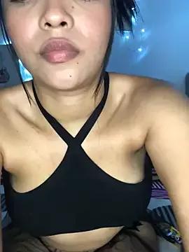 Check-out our online cams range and interact on a personal level with our sweet girls streamers, showing off their voluptuous shapes and toys.