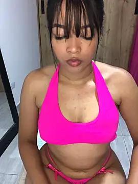 Check-out our online cams range and interact on a personal level with our sweet girls streamers, showing off their voluptuous shapes and toys.