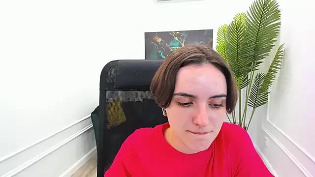BellaSpace from StripChat is Freechat