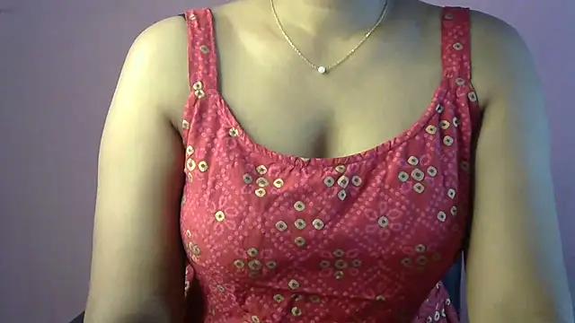 Check-out our online cams range and interact on a personal level with our sweet girls streamers, showing off their voluptuous shapes and toys.
