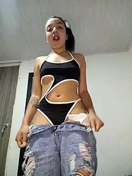 Check-out our online cams range and interact on a personal level with our sweet girls streamers, showing off their voluptuous shapes and toys.