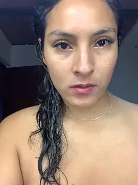 Cami_Leon2 — Naked x 3 minutes
