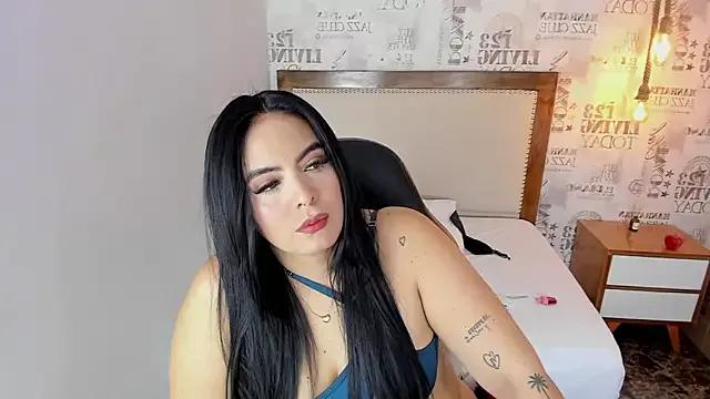 CAMILADUQUE2 from StripChat is Freechat