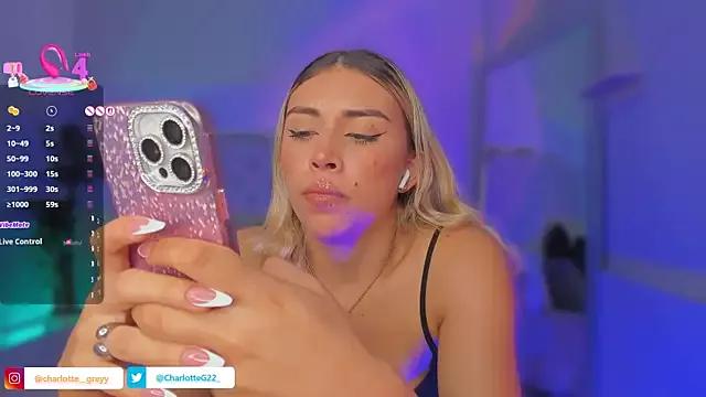 charlotte__grey from StripChat is Freechat