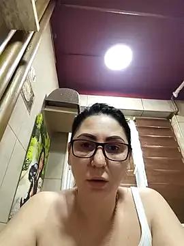 charrlote_love from StripChat is Freechat
