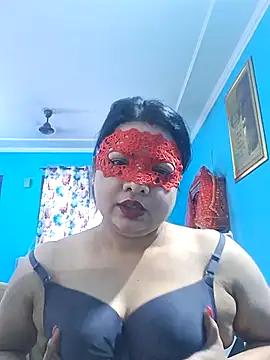 Check-out our online cams range and interact on a personal level with our sweet girls streamers, showing off their voluptuous shapes and toys.