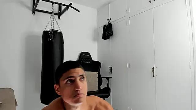 dan01_ — Freechat on StripChat