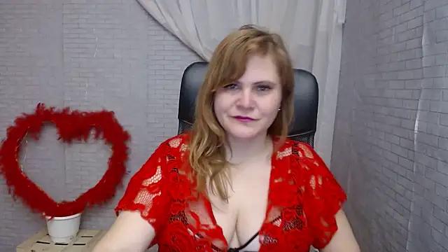 Check-out our online cams range and interact on a personal level with our sweet girls streamers, showing off their voluptuous shapes and toys.